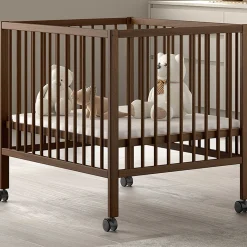 Babypark Dino | 95 x 75 cm | verstellbar | Buche massiv | nussbaumfarben