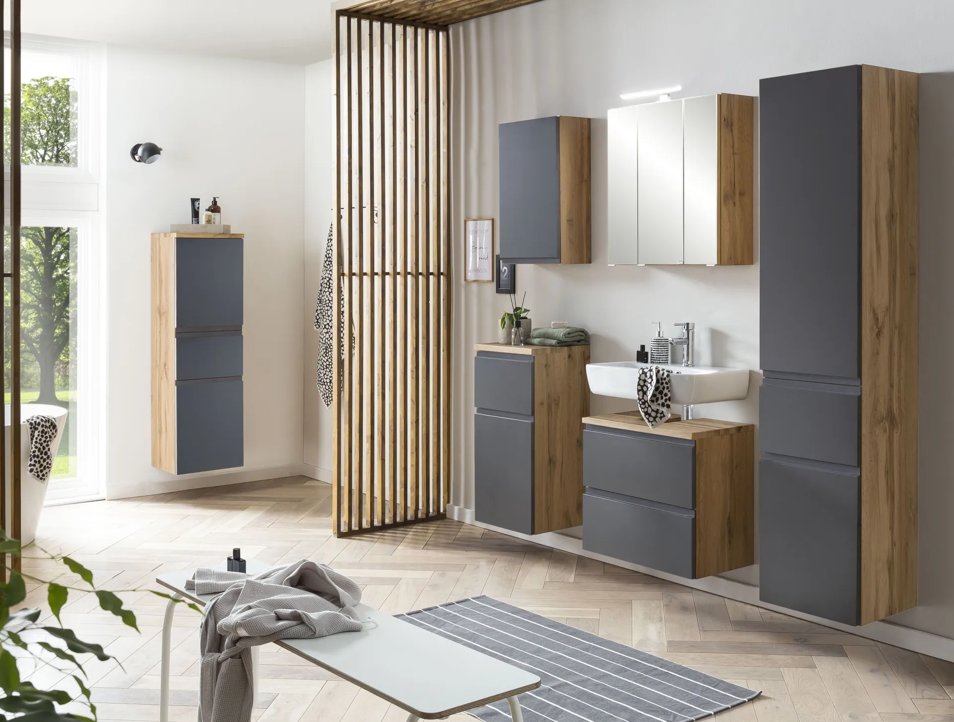 Held Badezimmerset Varese | Waschtisch und Spiegelschrank mit Beleuchtung | Wotan Eiche es Design