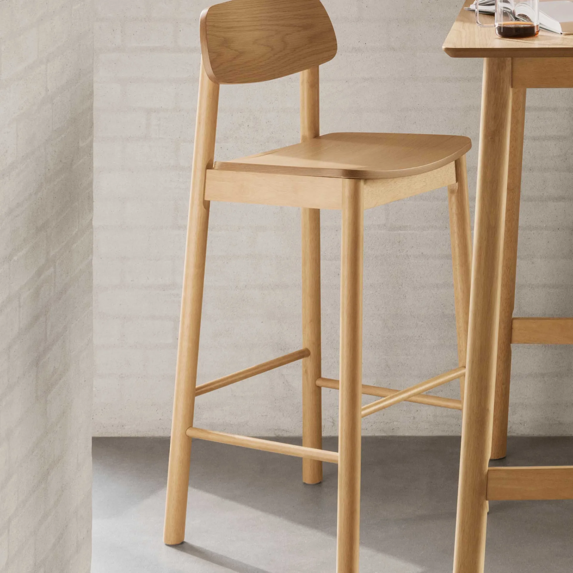 Emob Barhocker Barlow - 43x46x105cm - Eiche furniert