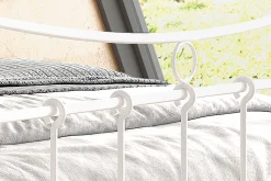 Bett Liza mit Lattenrost 140x200 - weiß