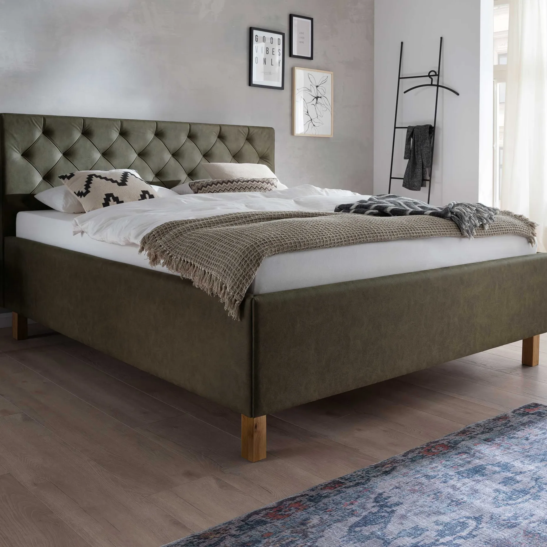 Bett San Marino 180x200cm mit Stauraum Kunstleder - grün/Eiche