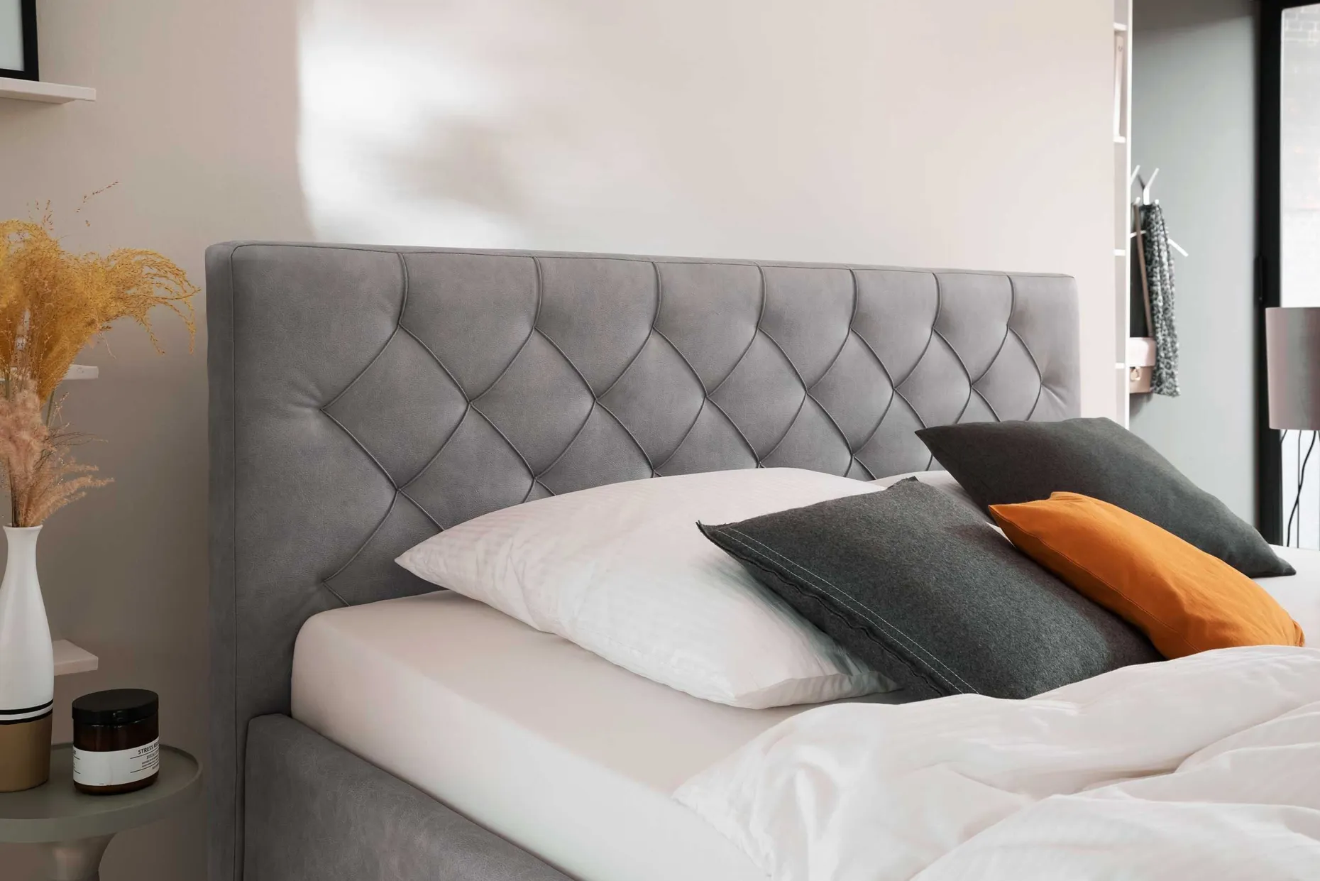 Bett San Marino 180x200cm mit Stauraum Kunstleder - grau/schwarz
