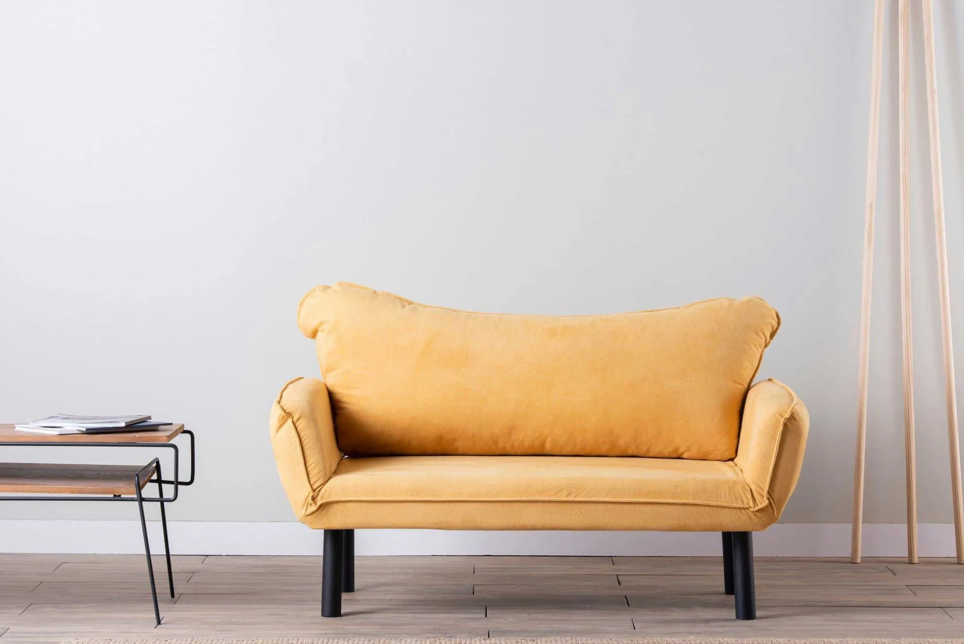 Emob Chatto 2-Sitzer-Schlafsofa | Metallrahmen | Senf