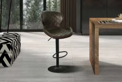 Rousseau Dunkeler Barhocker Malaga | Metallbeine und Vintage-PU-Polsterung