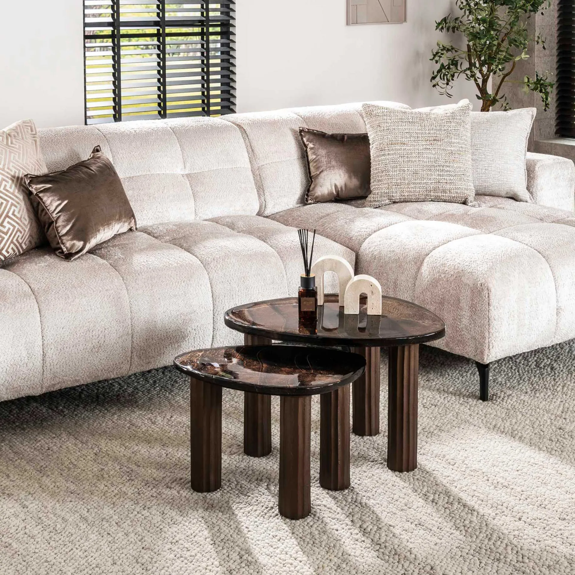 Emob eleganter Eclipse S Couchtisch in Antik-