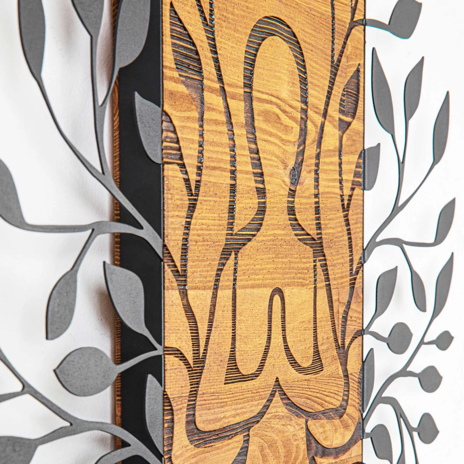 Emob Enzo Dekoratives Wandaccessoire aus Holz | Holzrahmen | 58 x 57,5 cm