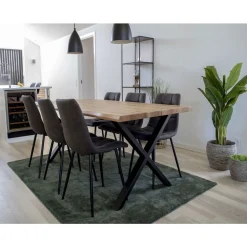 House Nordic Esstisch aus Eiche Natur mit gewellter Kante und Verlängerung
