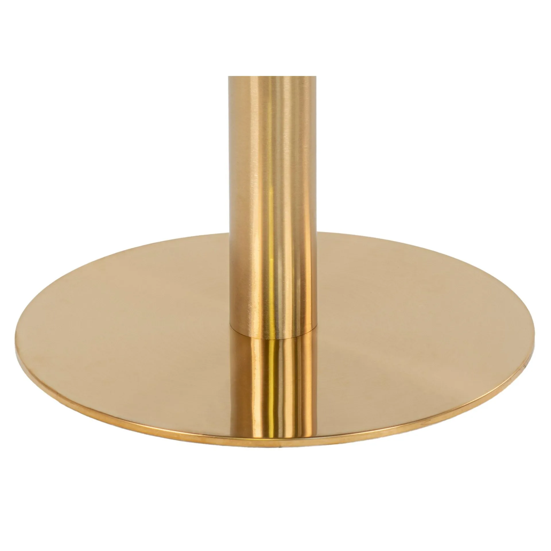 House Nordic Esstisch aus em Marmor mit Messingfüßen