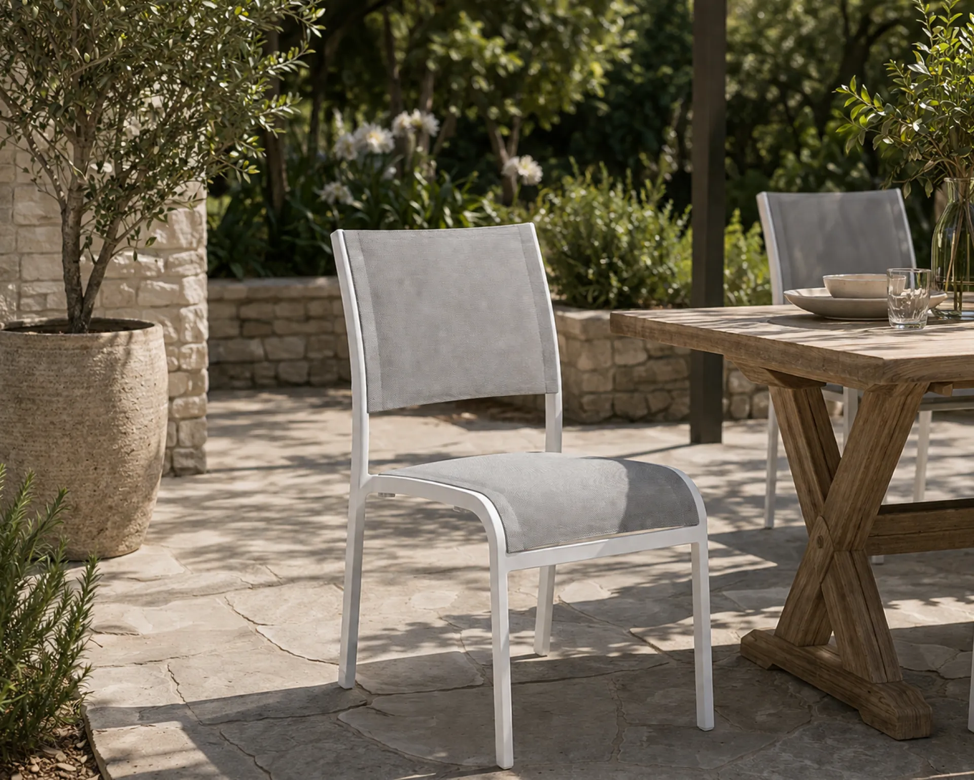 Gescova Gartenstuhl Azur - Aluminium Weiß - 60x58x85 cm - Grau/Weiß