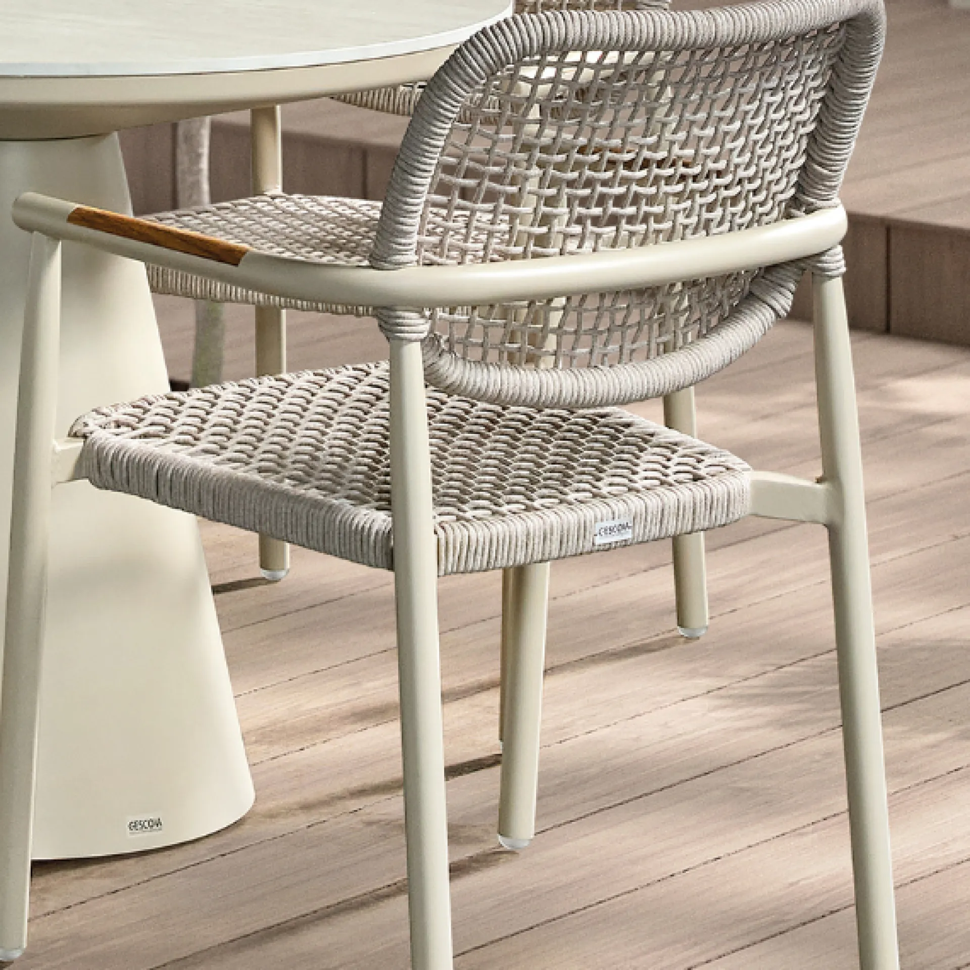Gescova Gartenstuhl Midleton - Aluminium sandfarben - 58x55x87 cm -