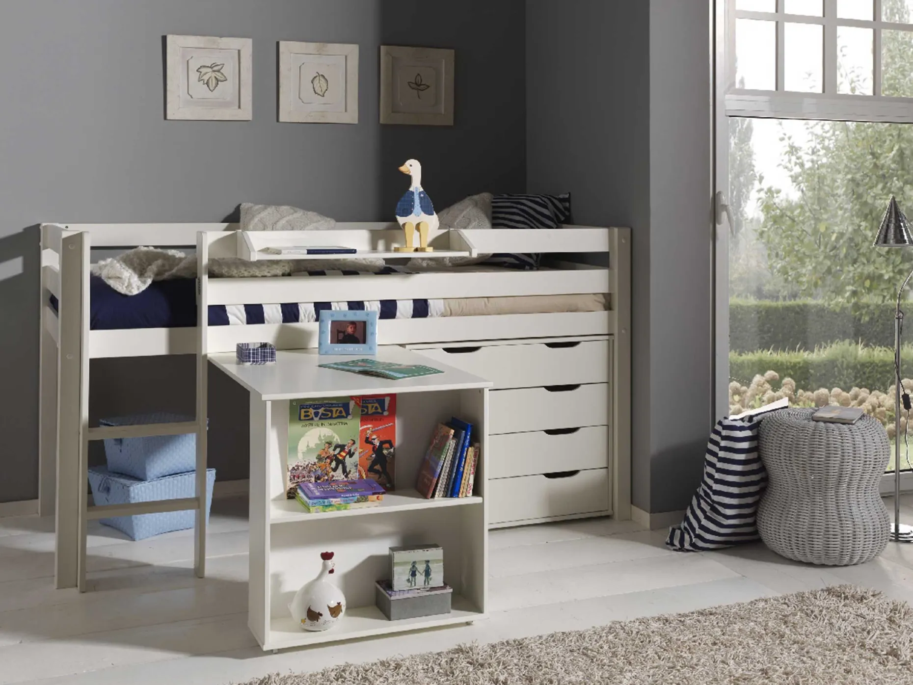 Halbhochbett Charlotte mit Regal, Schreibtisch und Kommode - weiß