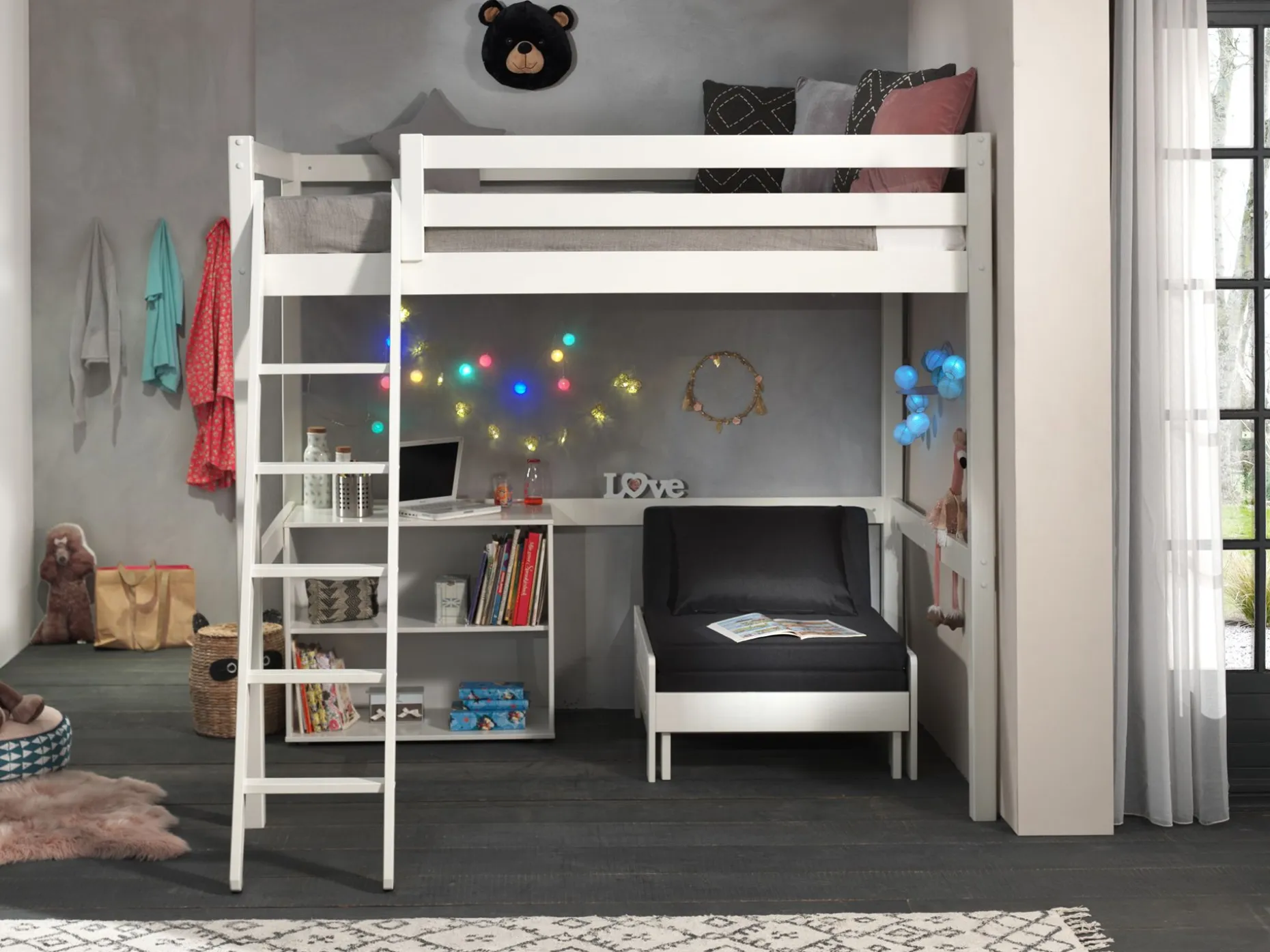 Hochbett Claire 140x200cm mit Bücherregal und Schlafsofa - weiß