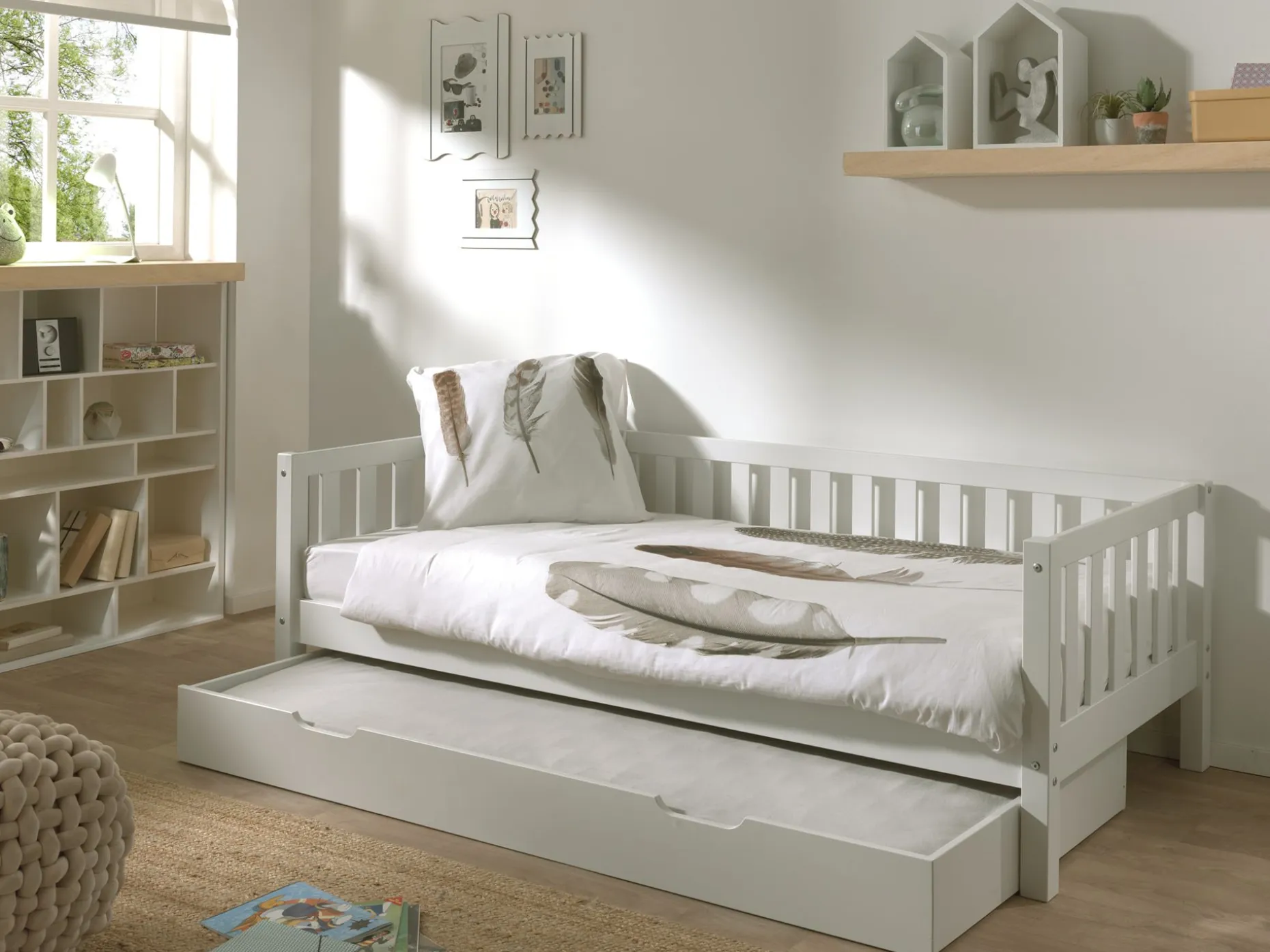 Kabinenbett Friedrich 90x200 mit Bettkasten Kiefer - weiß