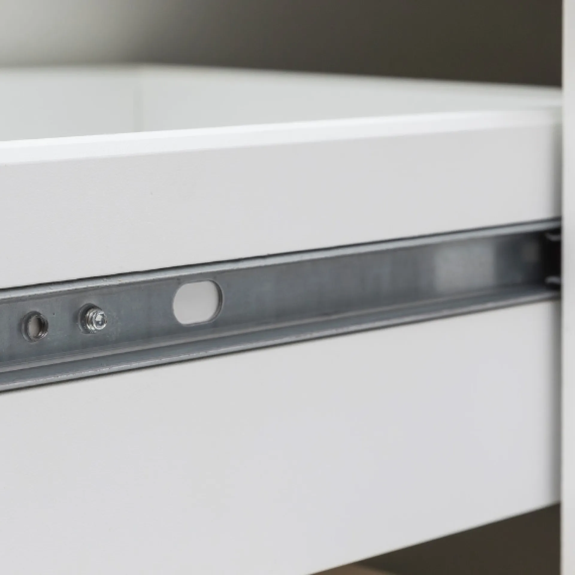 Held Küchenzeile in L-Form Sorrella 270cm mit Backofen, Geschirrspüler und Kühlschrank - weiß/Eiche