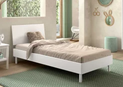 Kinder Vipack Kinderzimmer Forrest: Nachttisch, Bett 90x200, Kleiderschrank - buche