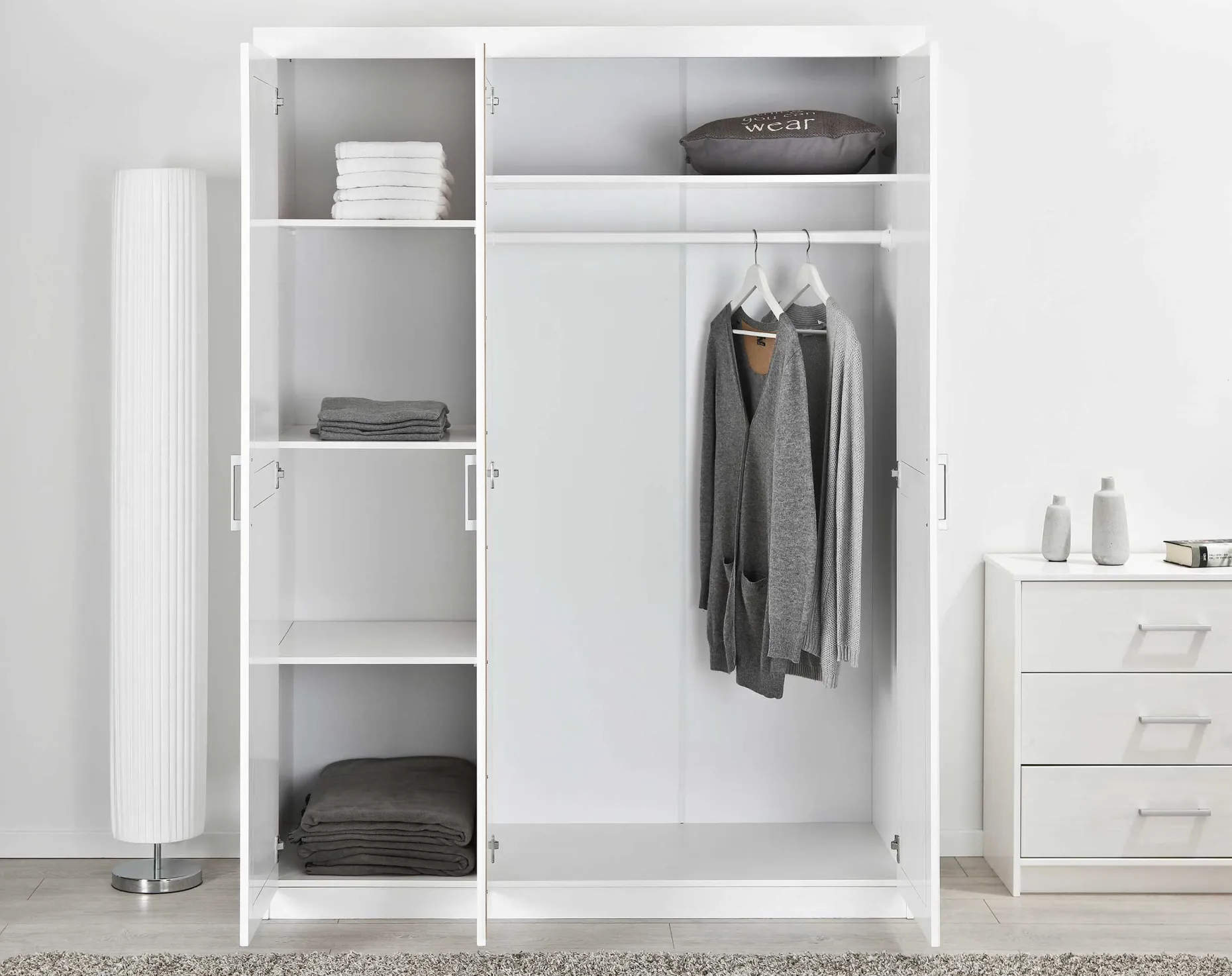 Kleiderschrank Leon mit 3 Türen - weiß