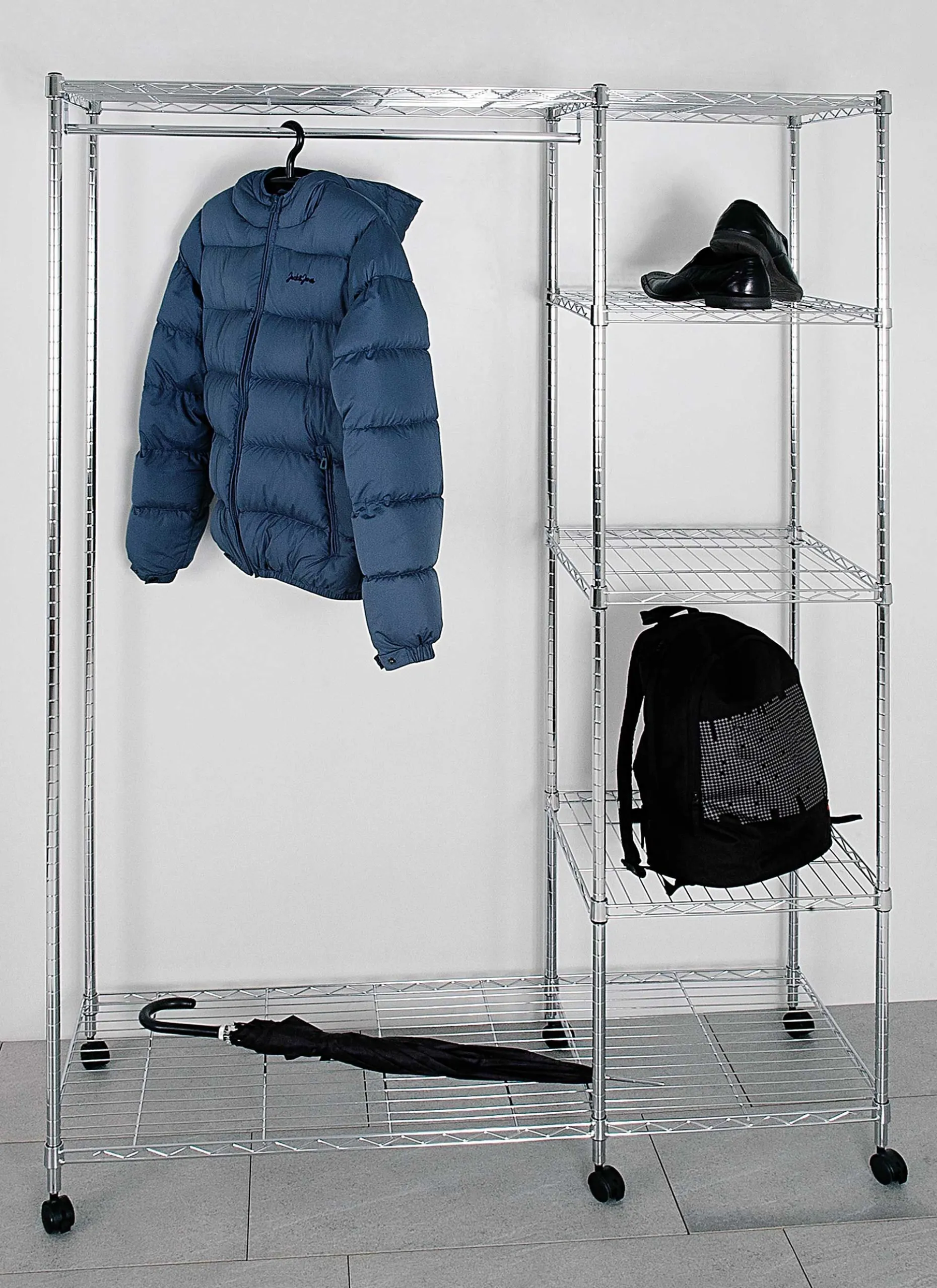 Kleiderwagen | 123 x 45 x 181 cm | Verchromter Stahl | Farbe Silber