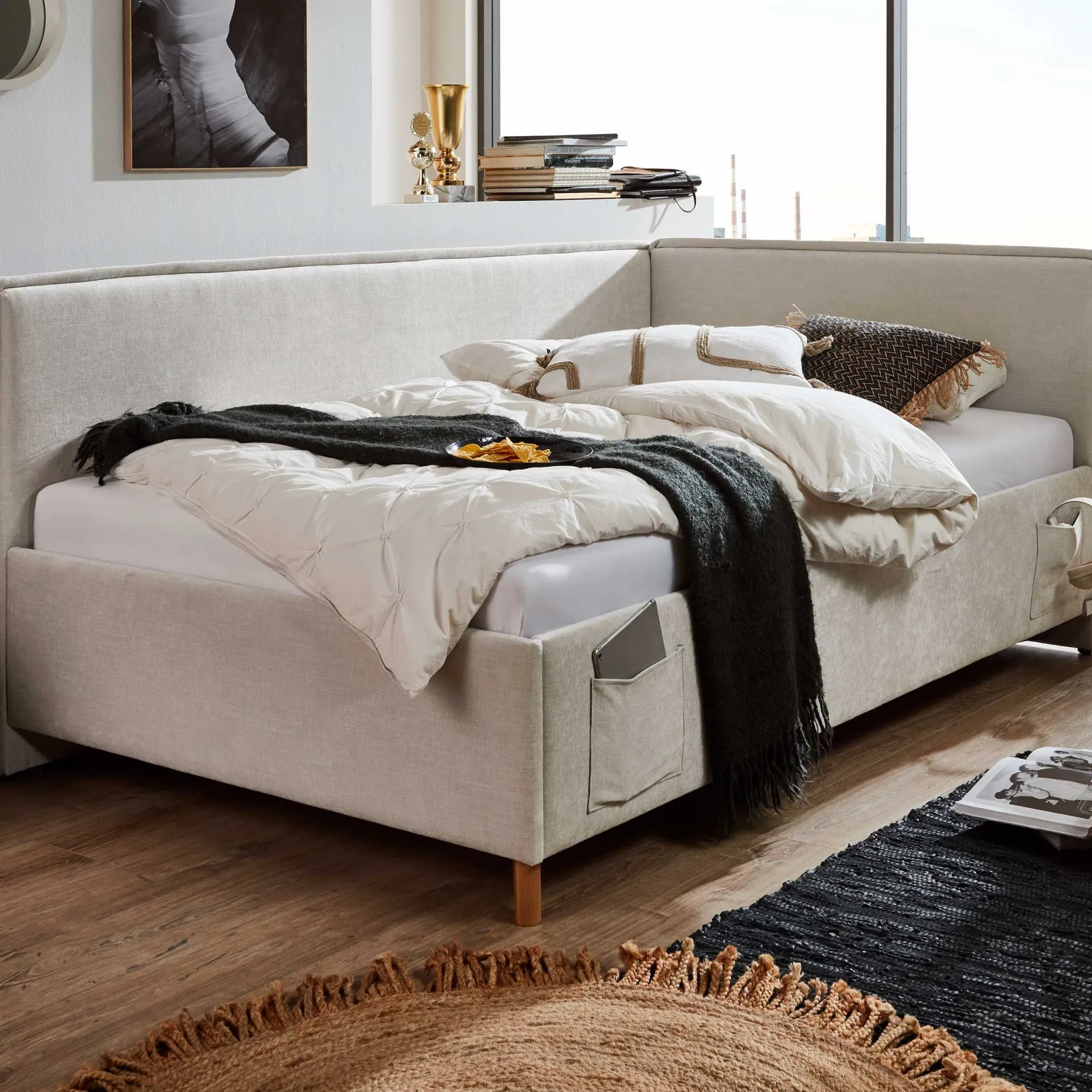 Kofferbett Ollie | Mit Rückenlehne | 120 x 200 cm | Beige Design