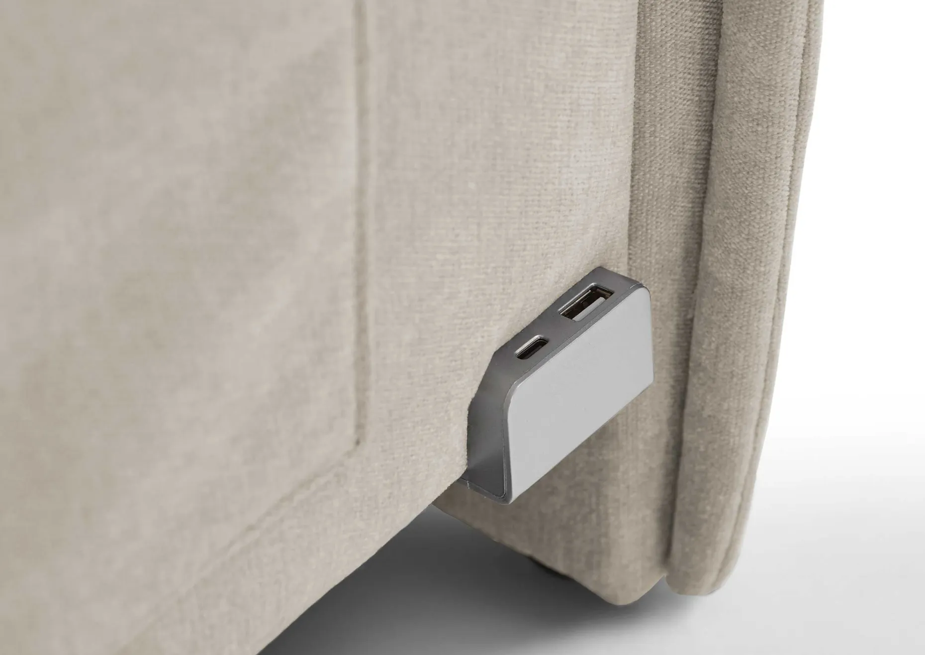 Kofferbett Ollie | Mit Rückenlehne | 120 x 200 cm | Beige Design