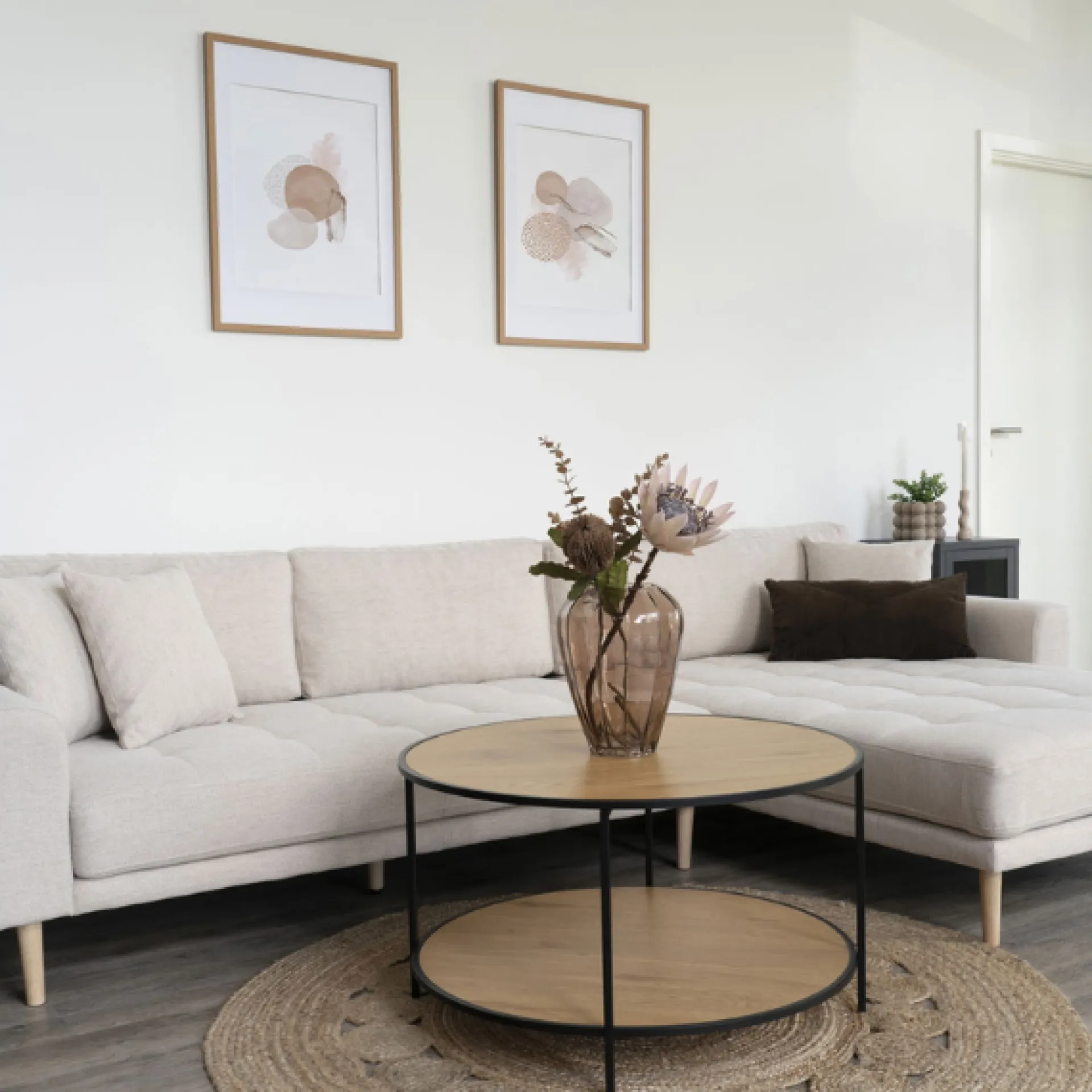 House Nordic Lido Lounge Sofa - WAAR | Sand, 4 Kissen, Holzbeine