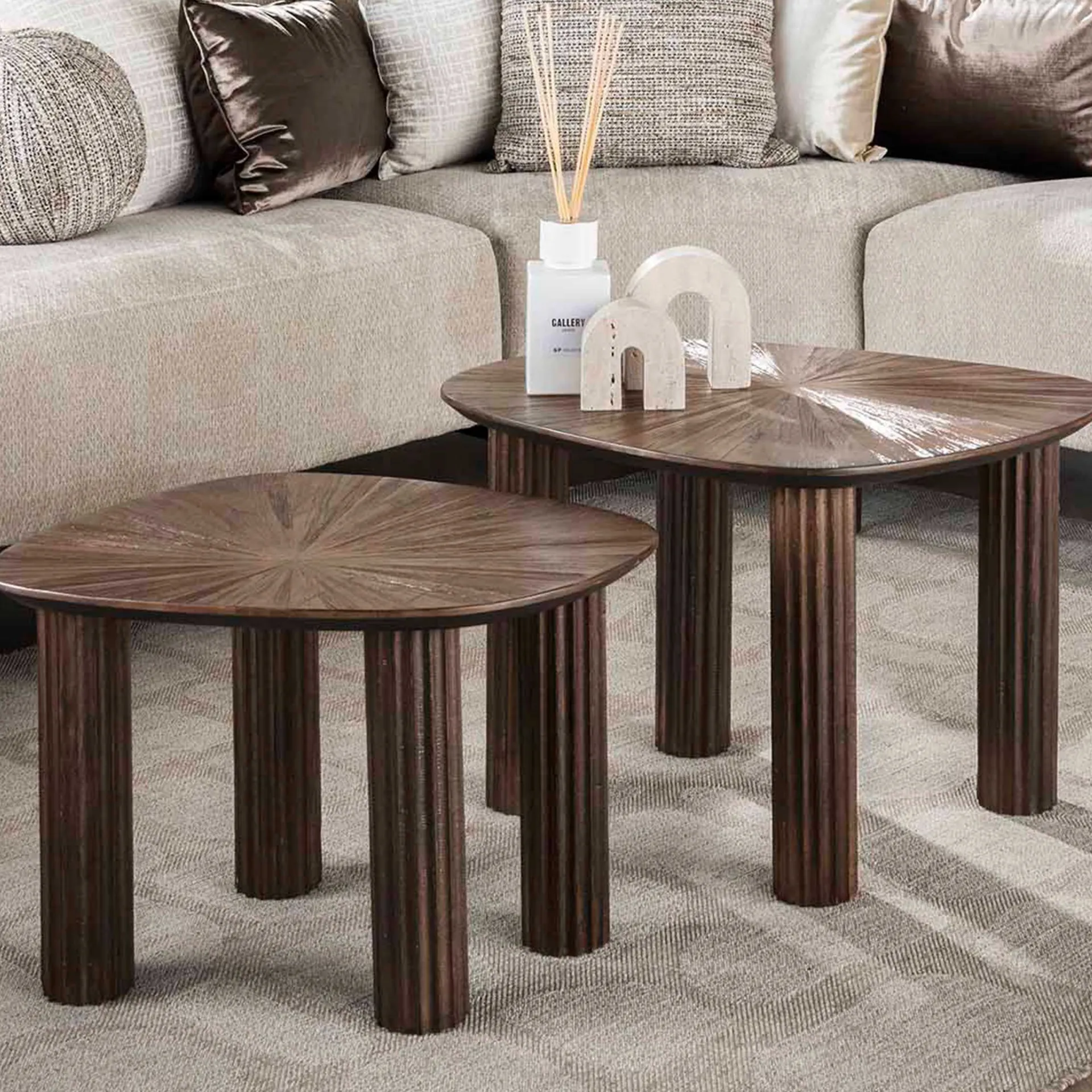 Emob Maya Teak Rechteckiger Couchtisch - Massiv Teak Espresso (2er Set)".