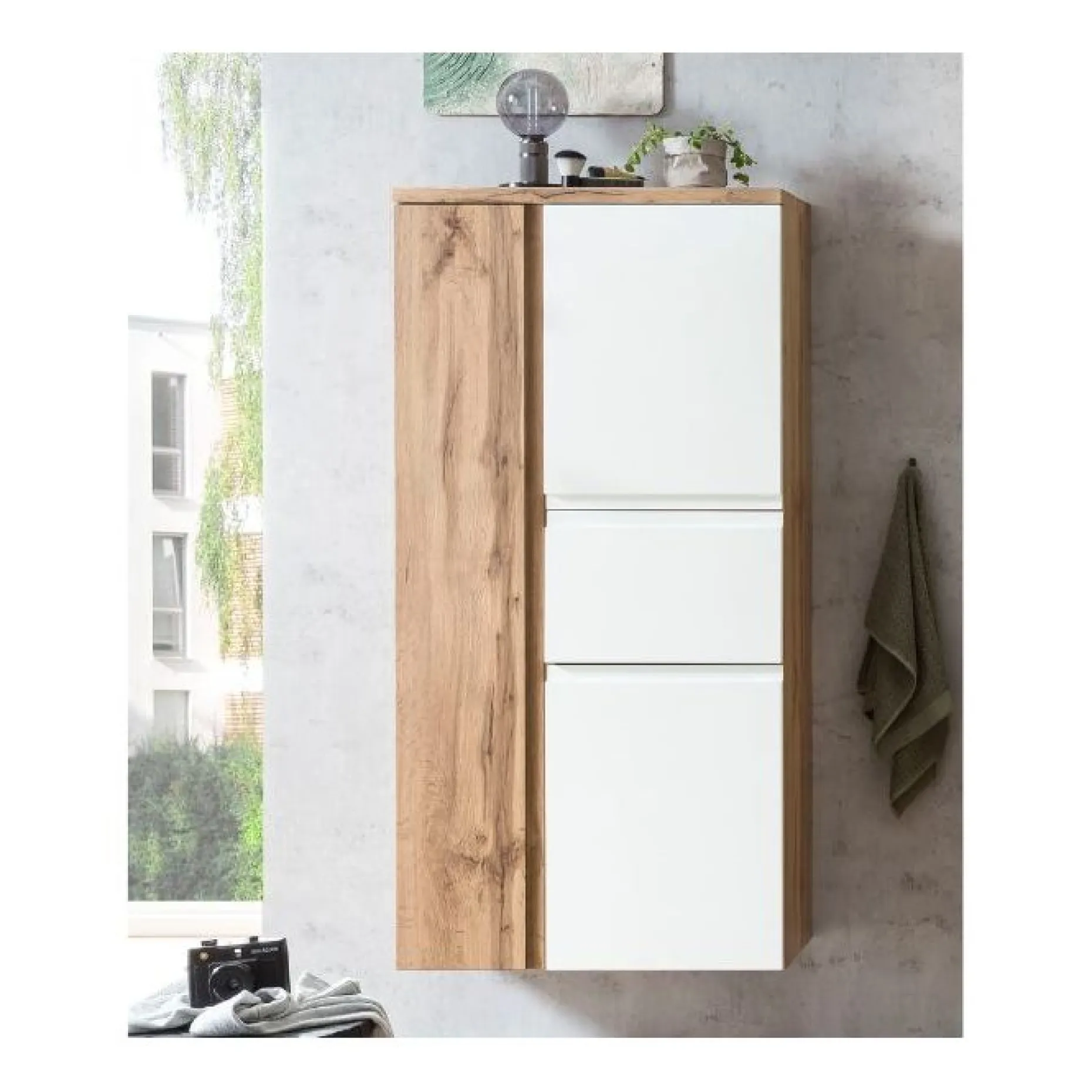 Mittelgroßer Aufbewahrungsschrank Varese | 65 x 35 x 130 cm | Weiß
