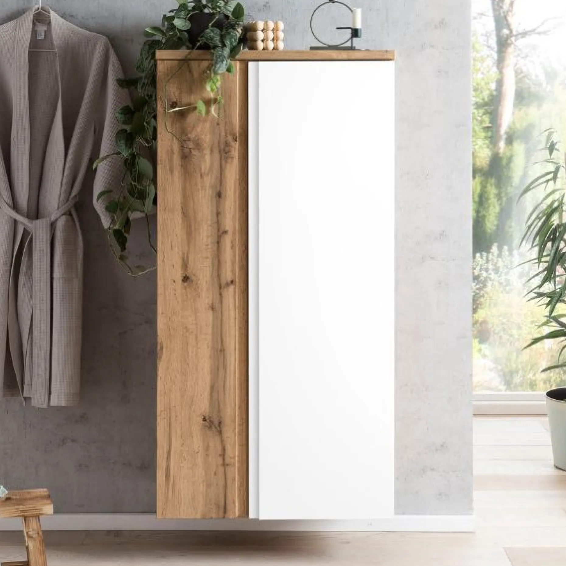Mittelgroßer Aufbewahrungsschrank Varese | 65 x 35 x 130 cm | Weiß