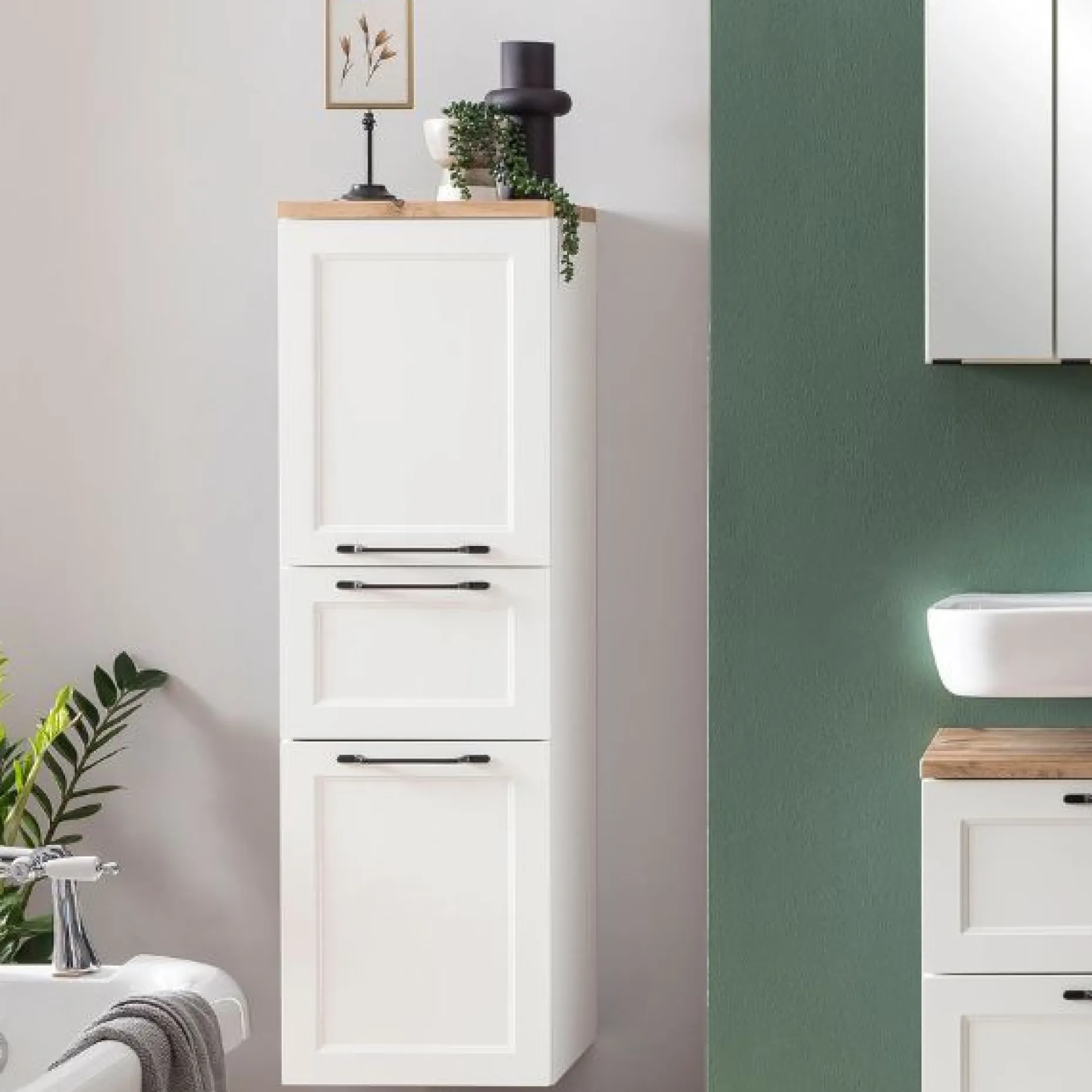Mittelgroßer Lagerschrank Meran | 40 x 35 x 130 cm | Weiß