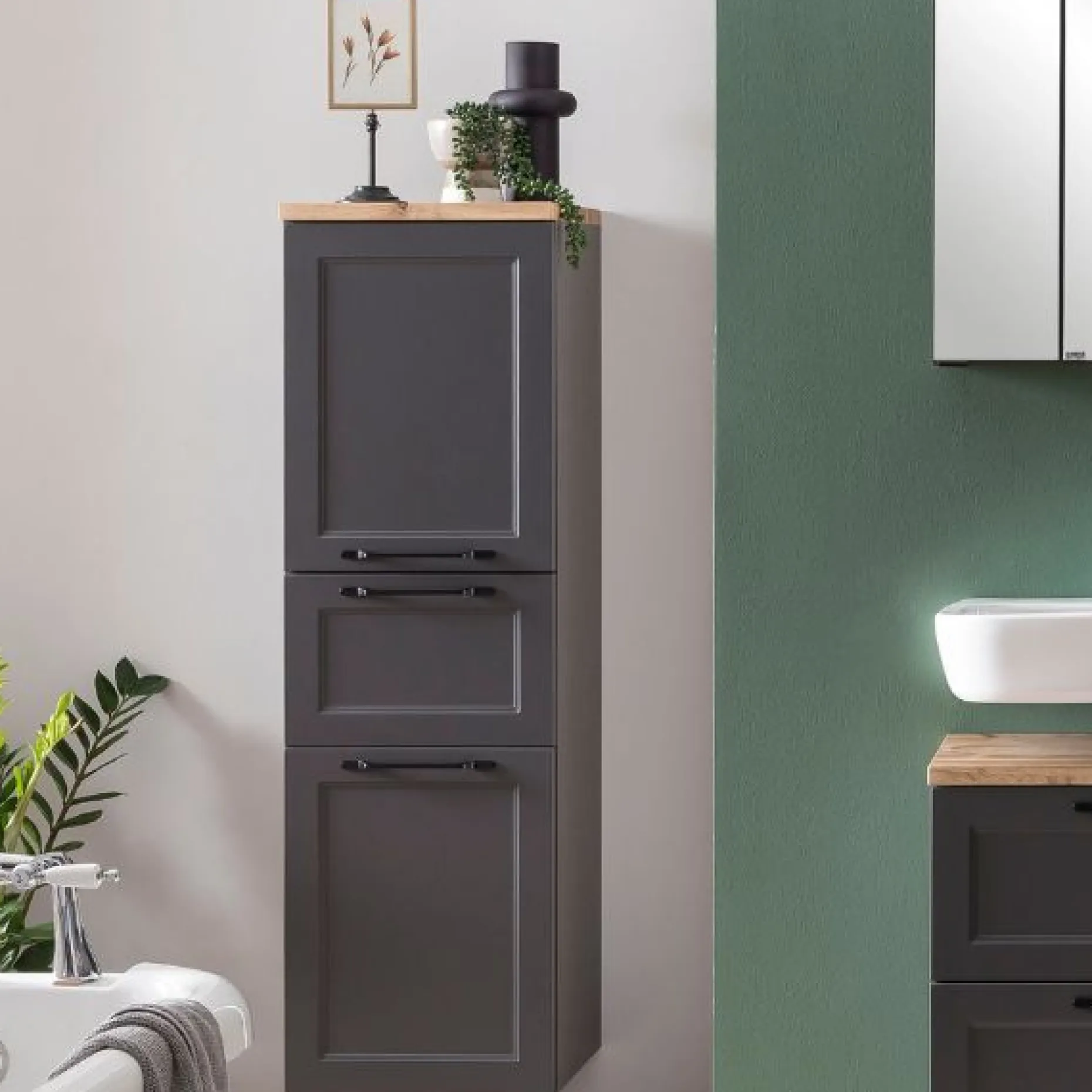 Mittelgroßer Lagerschrank Meran | 40 x 35 x 130 cm | Grau