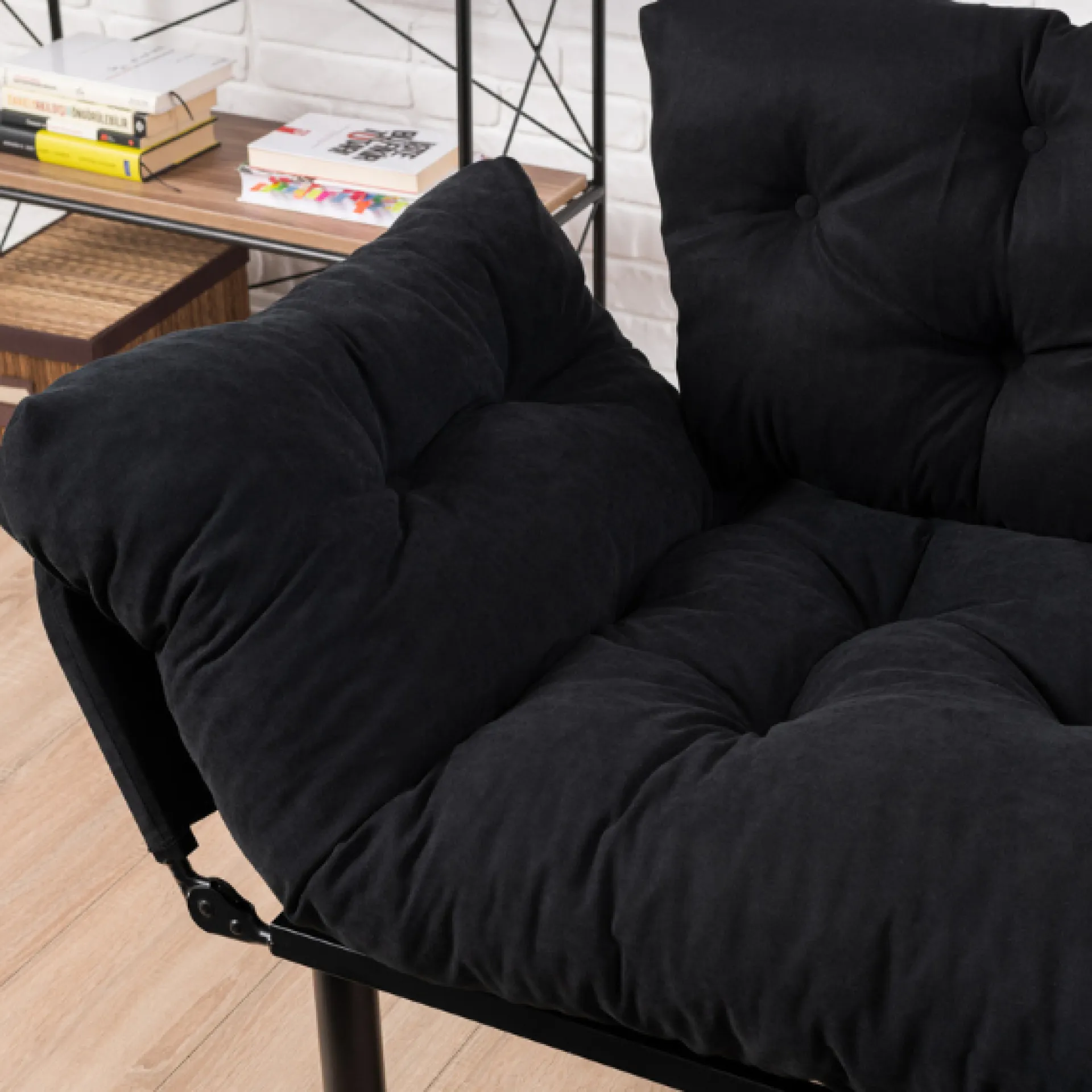 Emob Nitta 2-Sitzer-Schlafsofa | Metallrahmen |