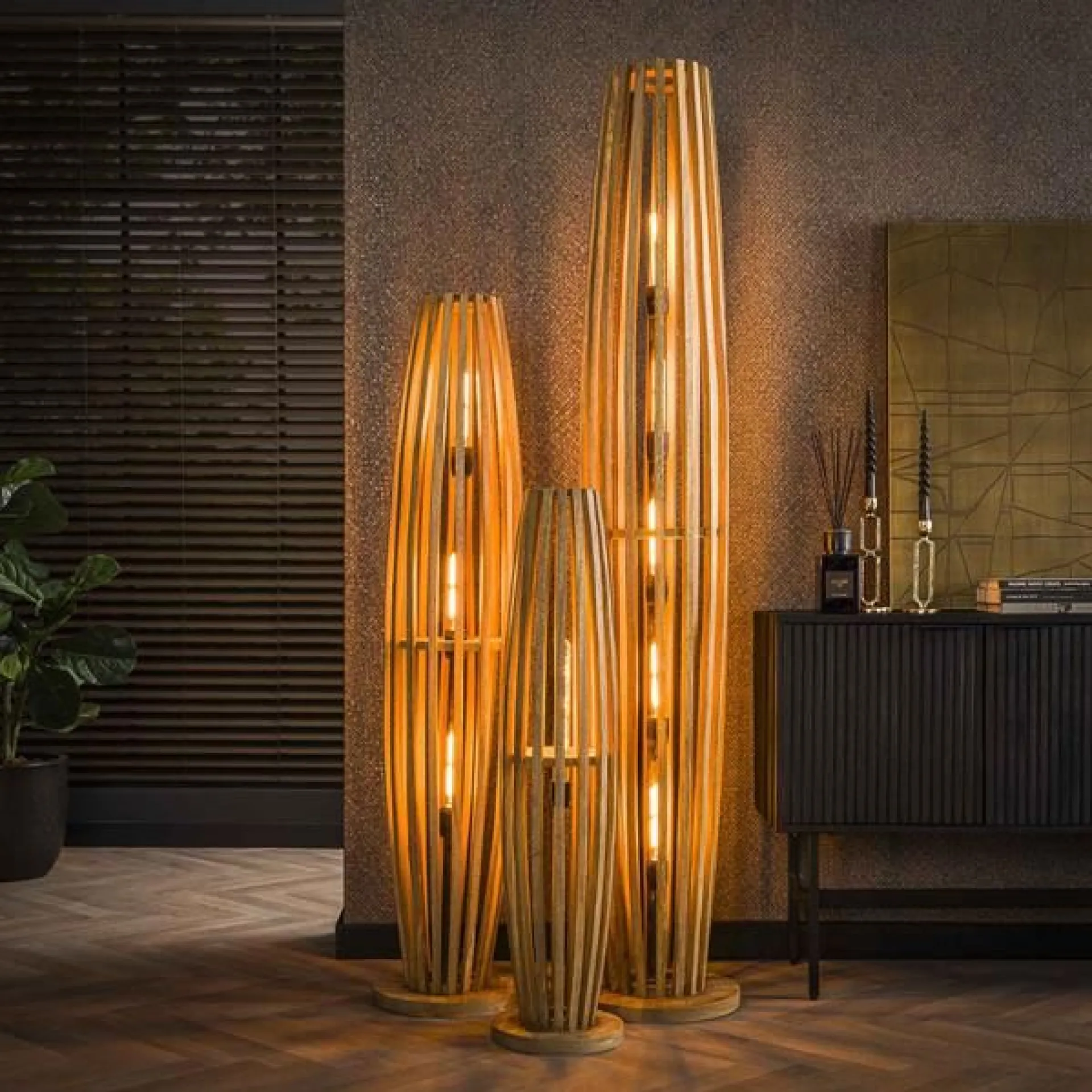 Emob Orwell Stehleuchte 145 cm-mango
