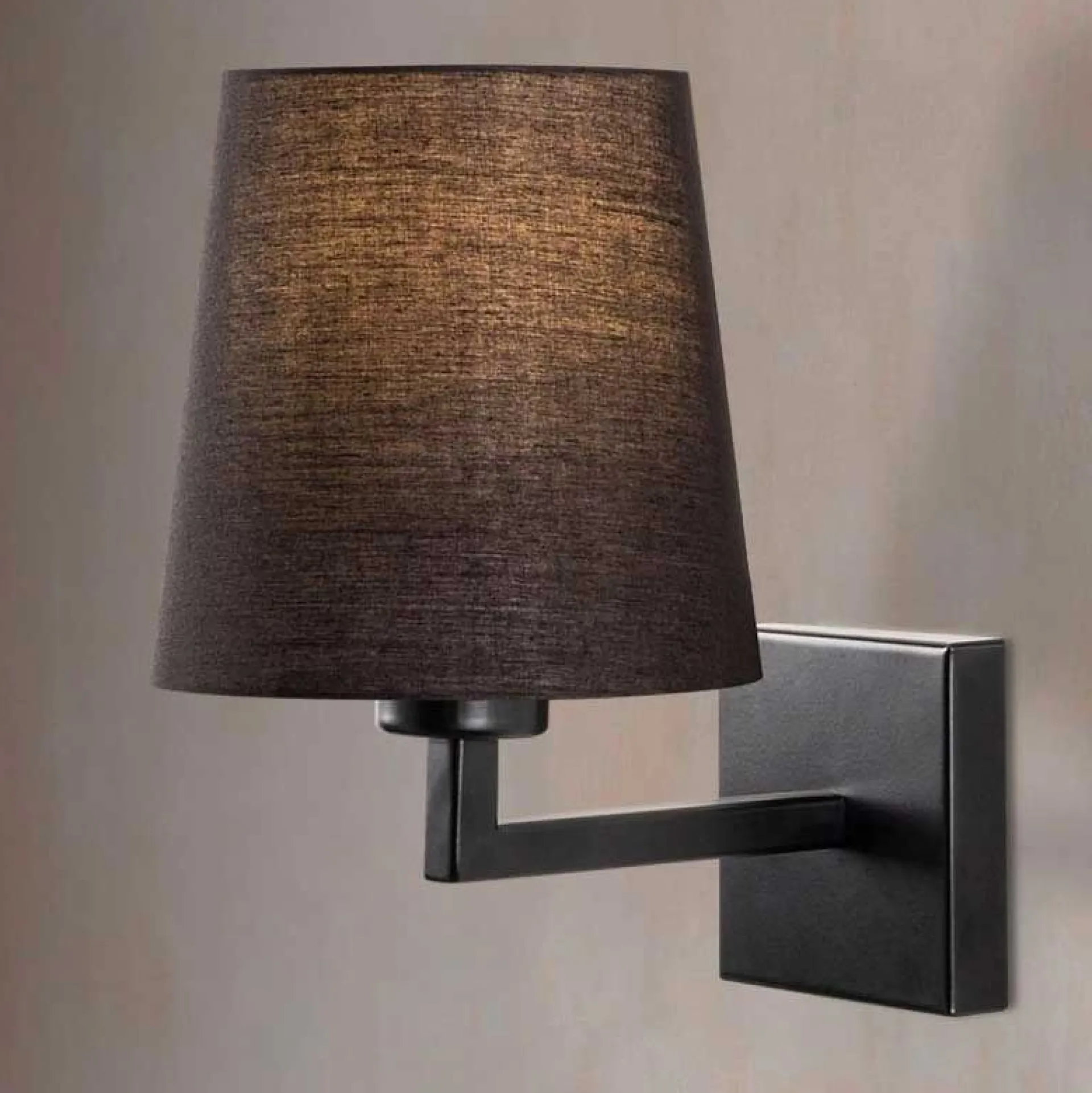 Emob Profil Wandleuchte | METALLGEHÄUSE |