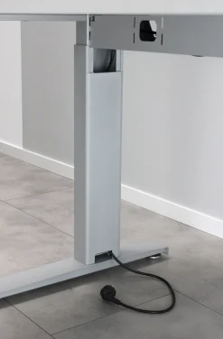 Germania Schreibtisch Osmond 160cm mechanisch verstellbar - hell/silber