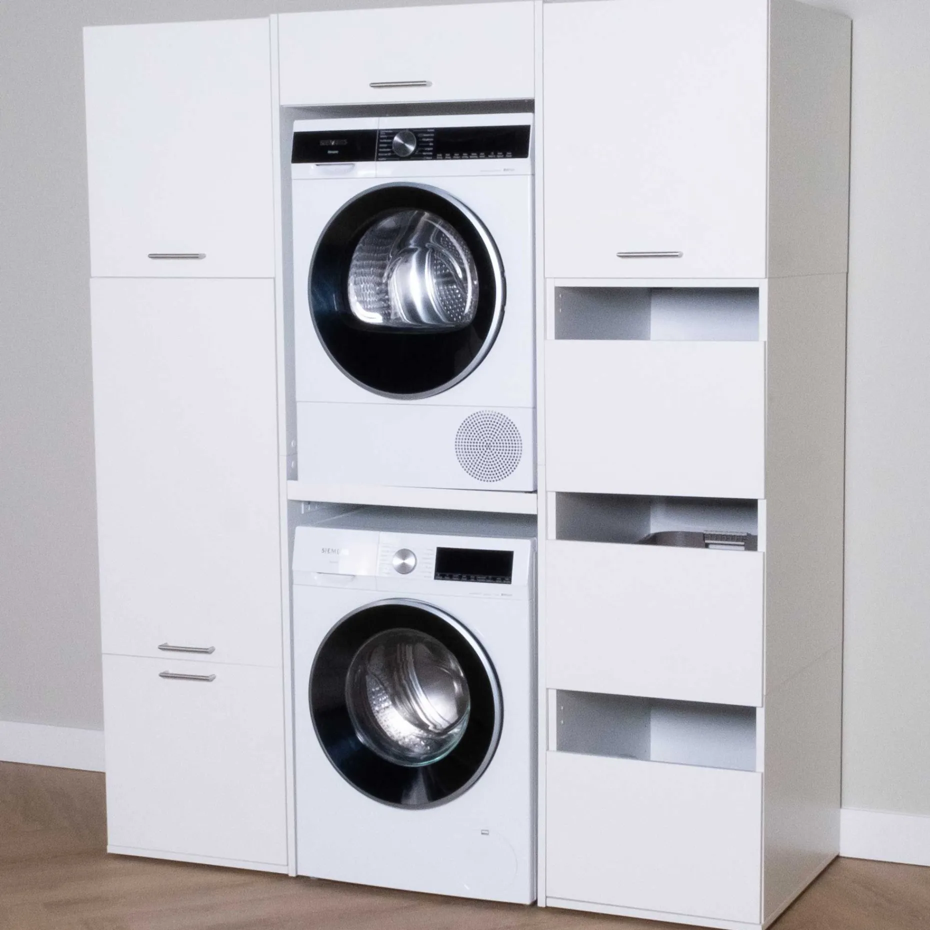 Schränke für Waschküche Linea - 166x67x200cm - 8 Türen - weiß