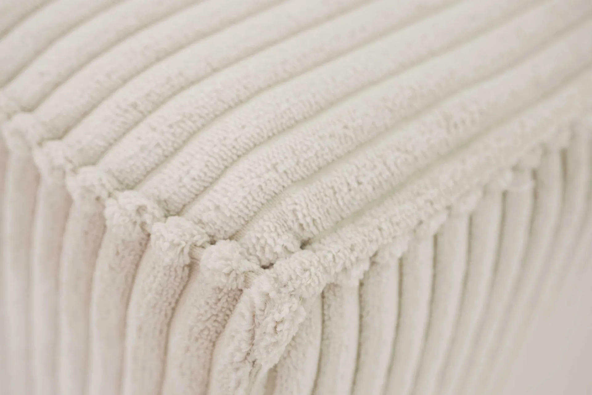 PGS 3-Sitzer Sofa Josh - 239x86x85cm - mit Stauraum - gerippter Samt