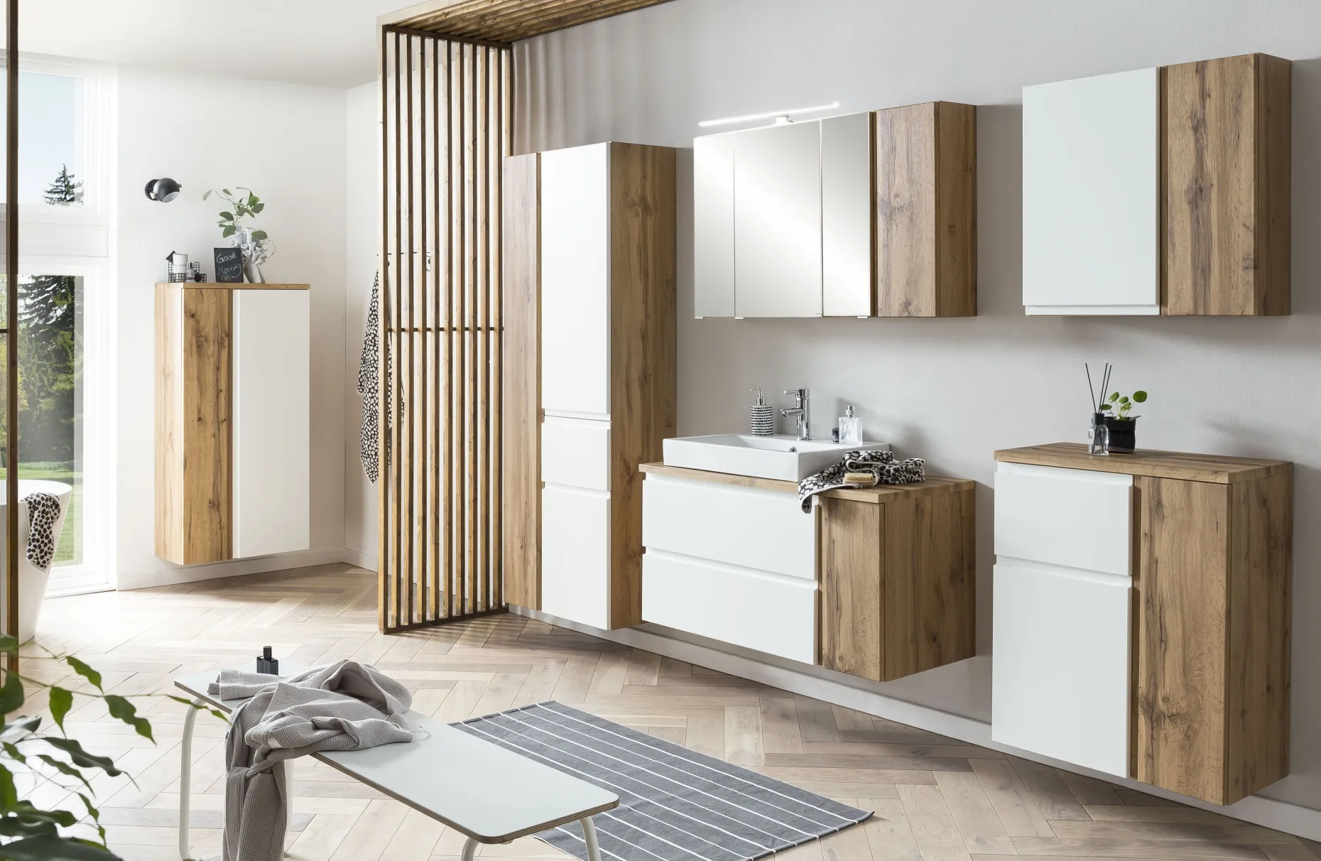 Säulenschrank Varese | 65 x 35 x 180 cm | Weiß