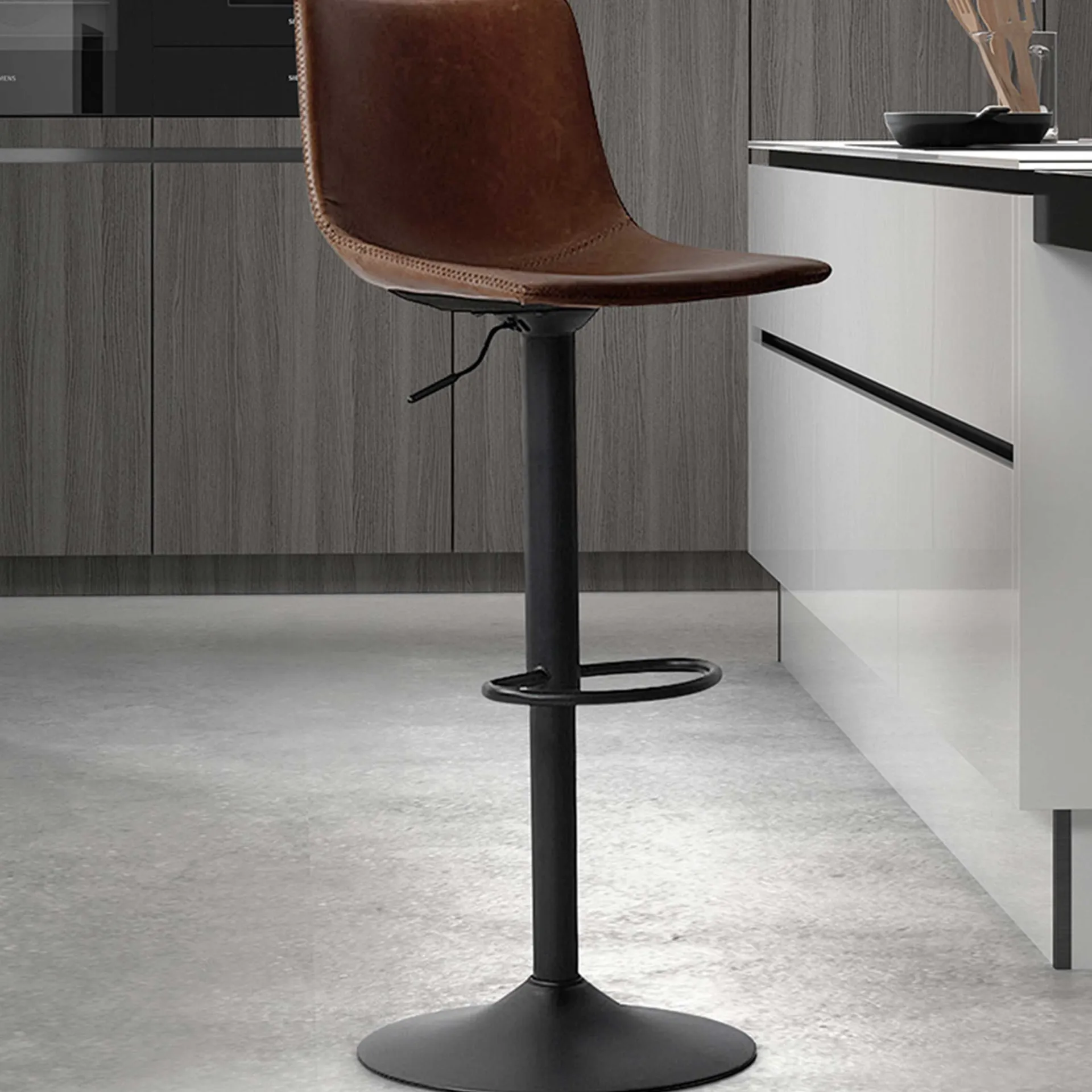 Rousseau Verstellbarer Barhocker Fontana -