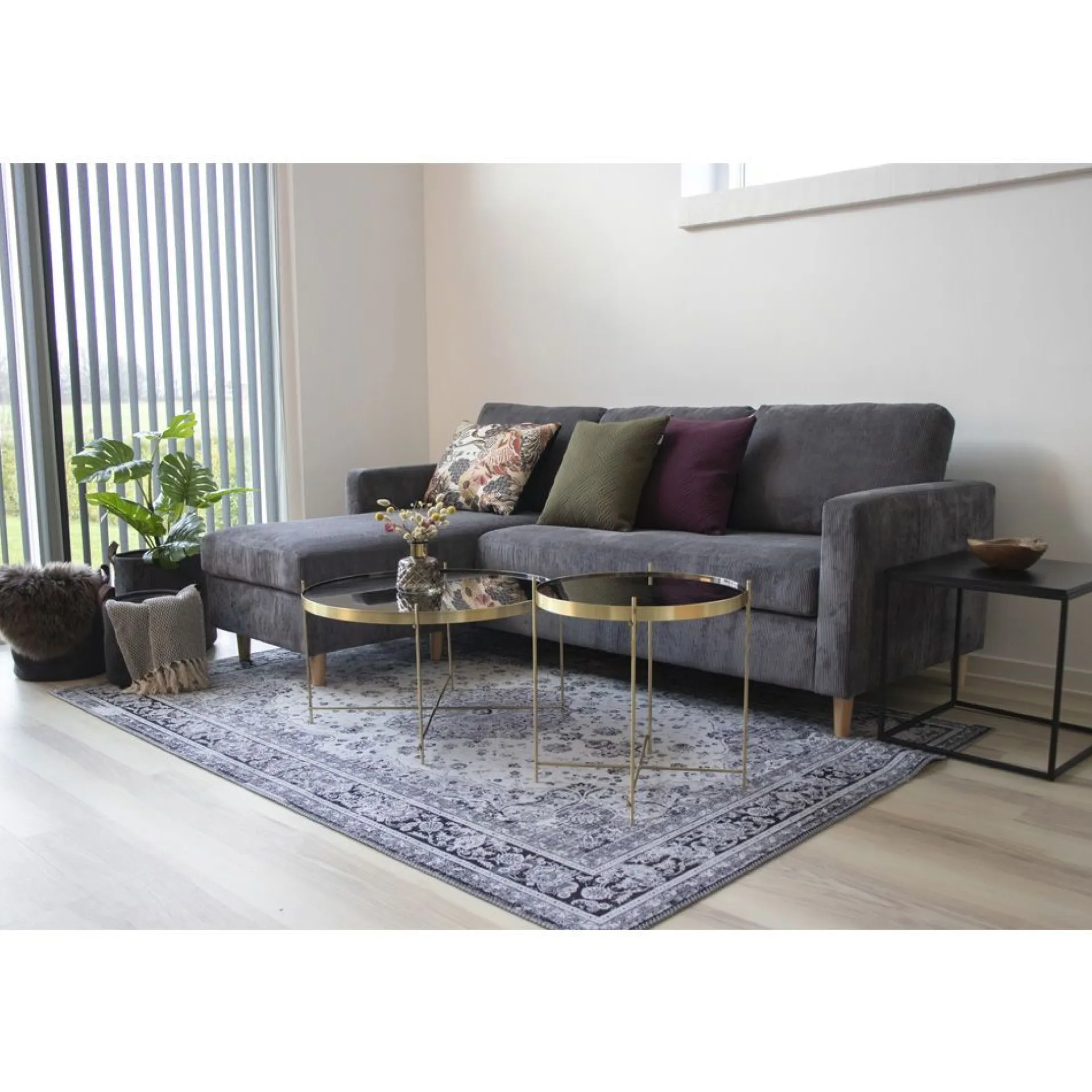 House Nordic Vita er Beistelltisch - 45x45 cm Stahl und Melamin