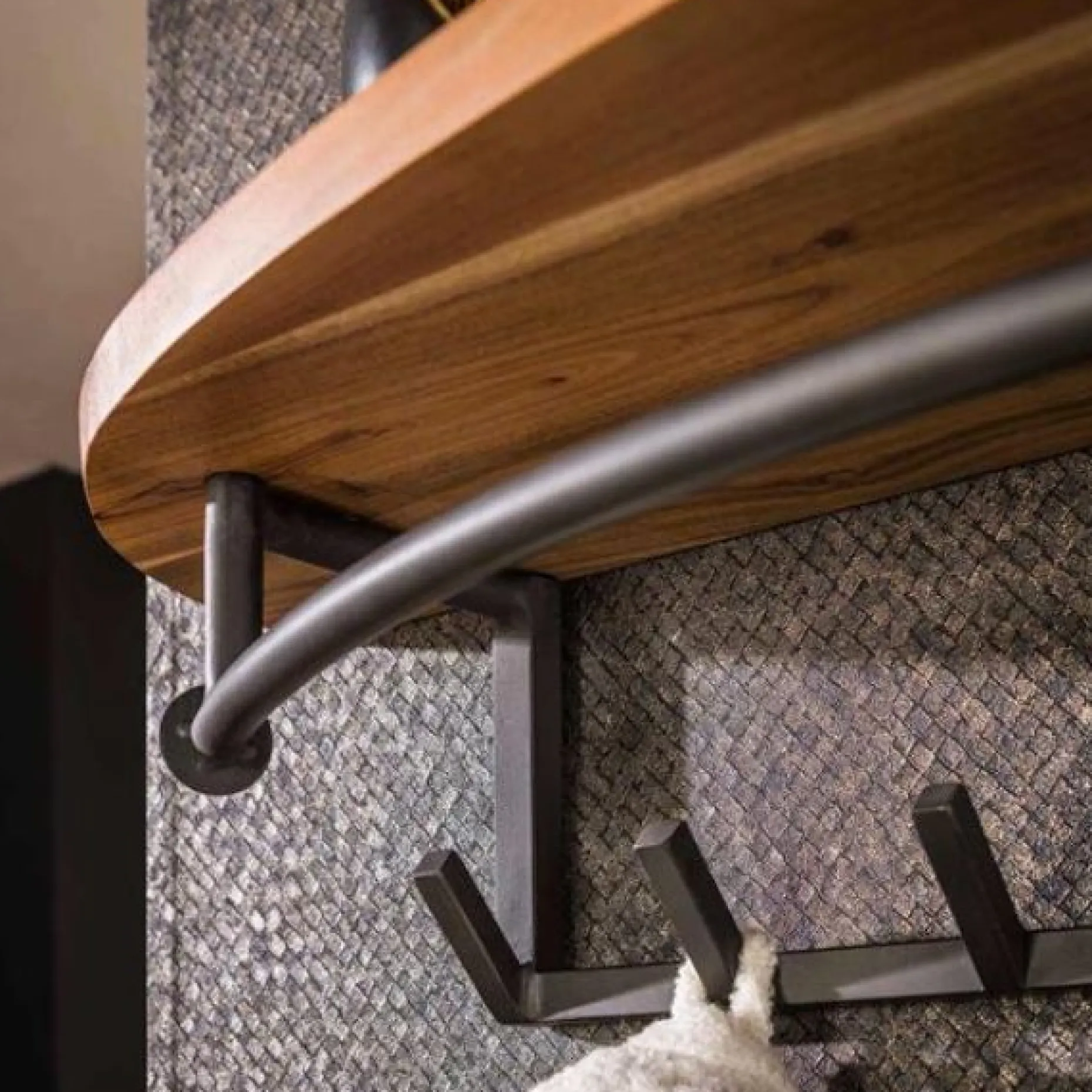 Wandgarderobe Menga | 100 x 20 x 30 cm | Massivholz Akazie